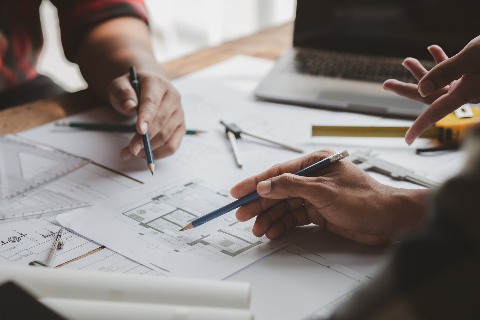 architects and engineers are working together to e 2023 02 04 01 46 31 utc